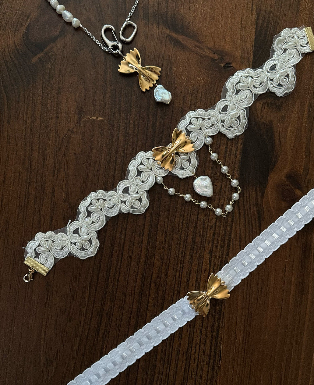 Simple Pasta Choker
