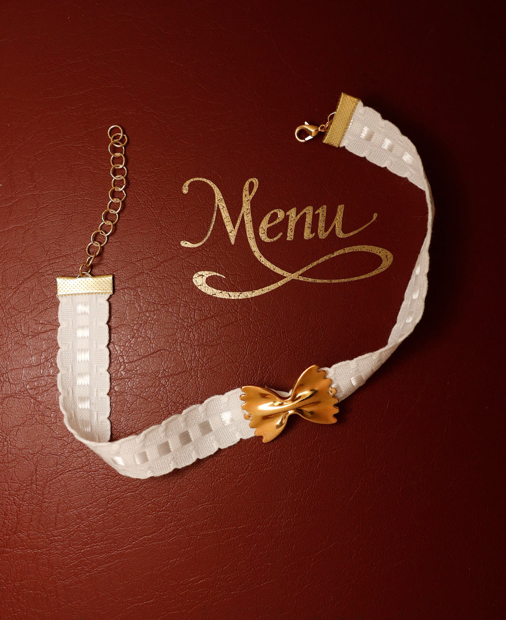 Simple Pasta Choker
